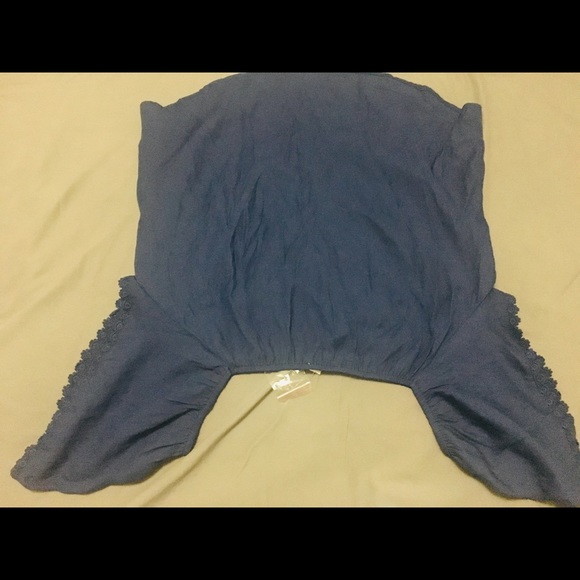 Shirt / - Picture 6 of 8